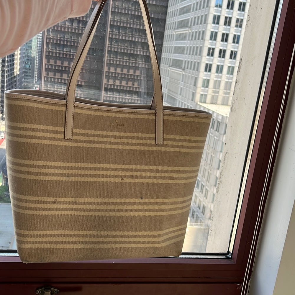 KATE SPADE Tote Bag- USED